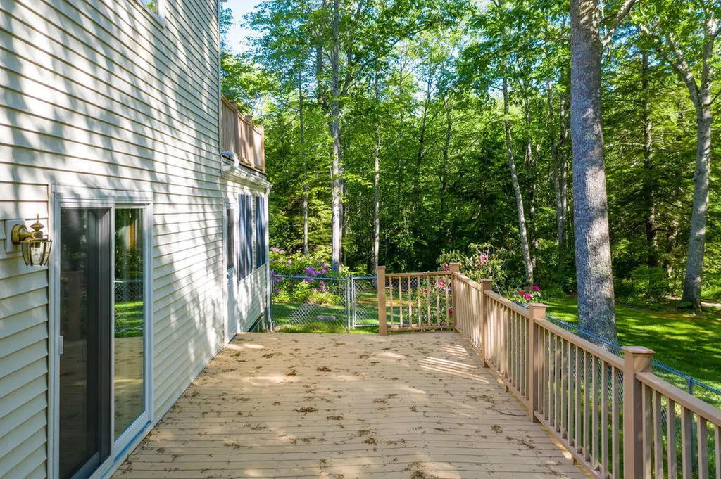 11 Roos Hill Drive Freeport ME 04032
