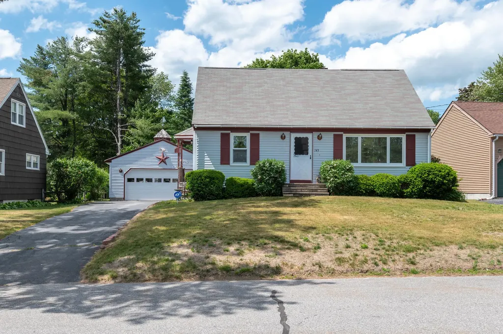 143 Summit Park Avenue Portland ME 04103