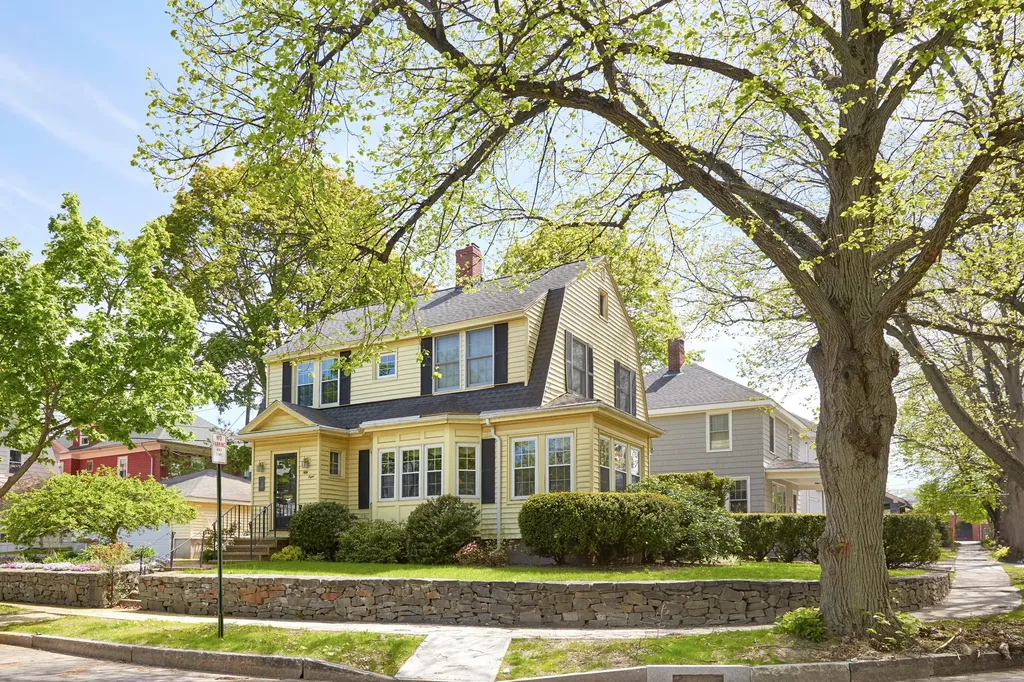 58 Deerfield Road Portland ME 04101
