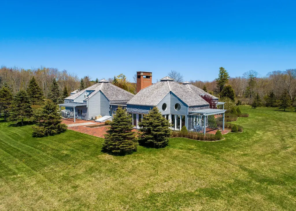74 River House Road Castine ME 04421