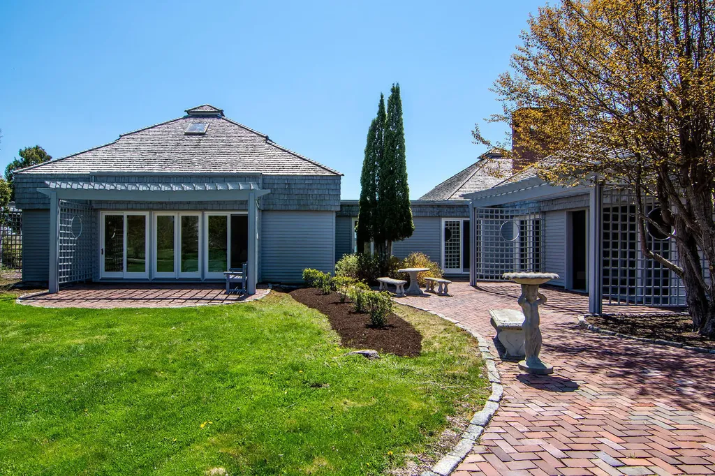 74 River House Road Castine ME 04421