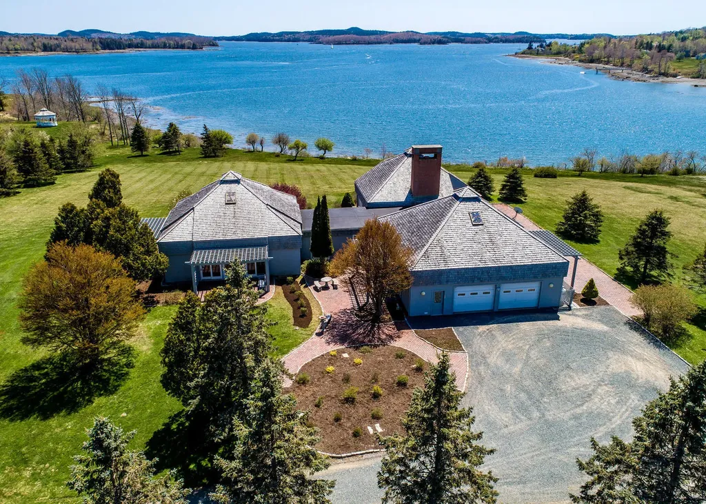 74 River House Road Castine ME 04421