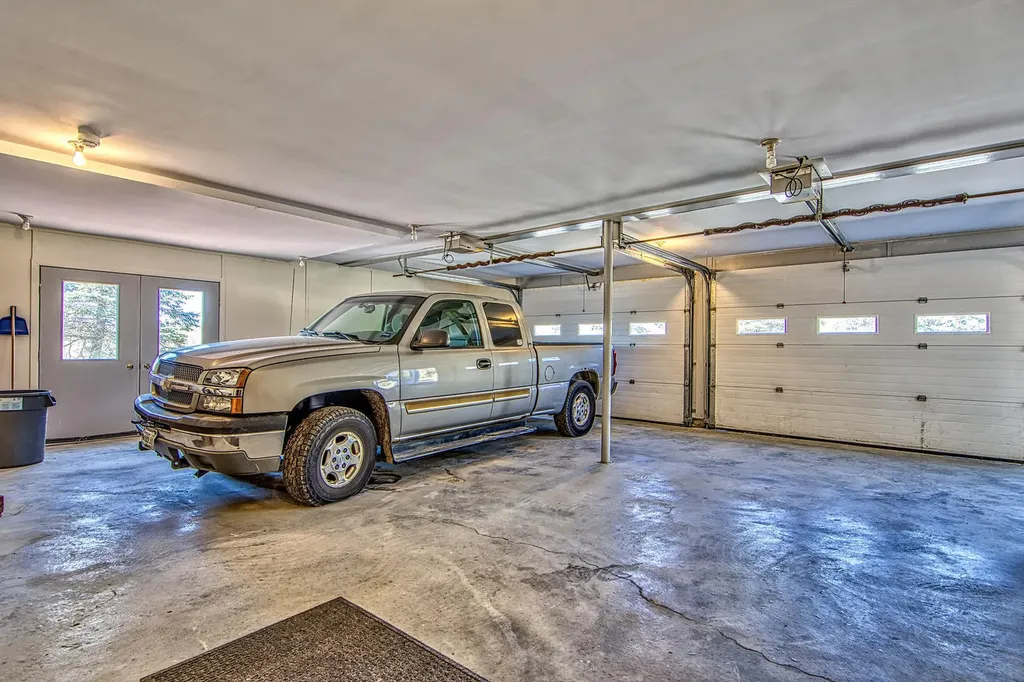 74 River House Road Castine ME 04421