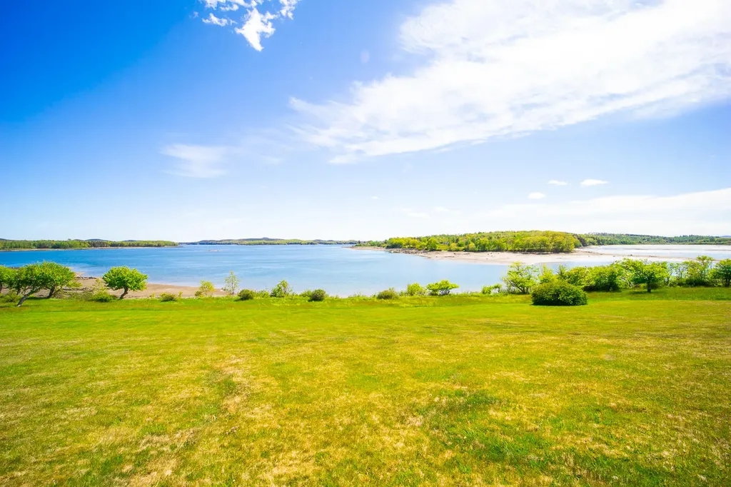 74 River House Road Castine ME 04421