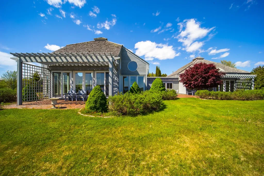 74 River House Road Castine ME 04421