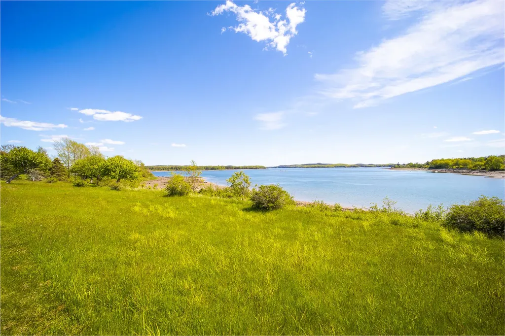 74 River House Road Castine ME 04421
