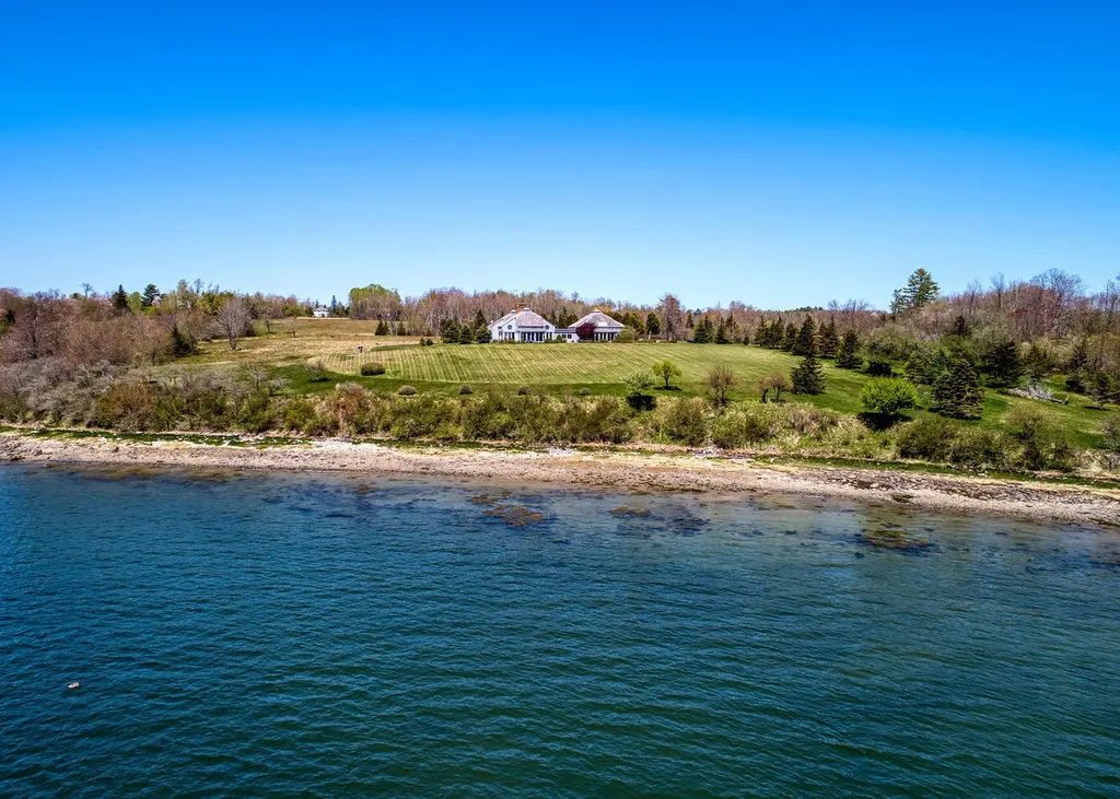 74 River House Road Castine ME 04421