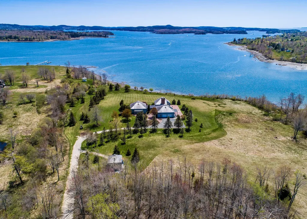 74 River House Road Castine ME 04421
