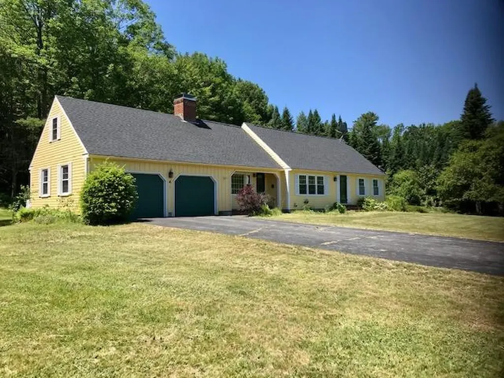 4 Davis Road Parsonsfield ME 04047
