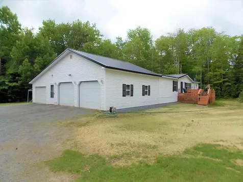294 Hartland Road Saint Albans ME 04971