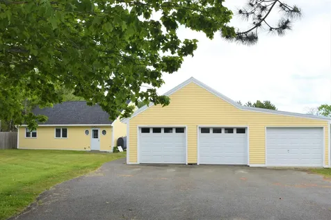 2499 Belfast Road Lincolnville ME 04849