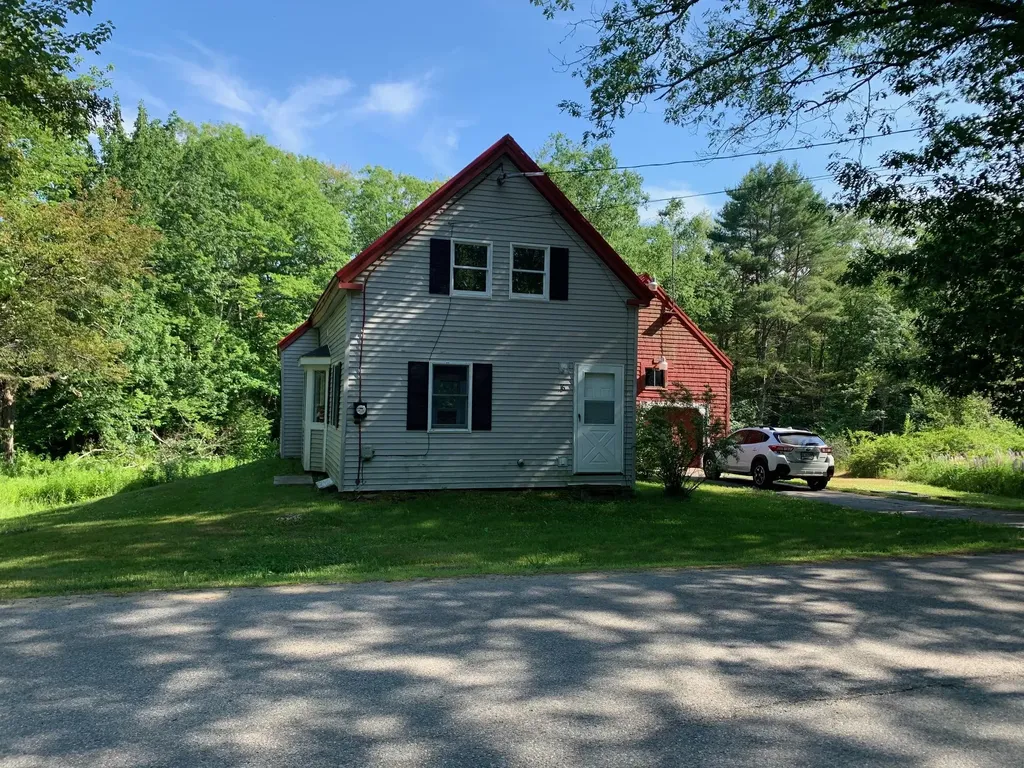 16 Mt Pleasant Street Rockport ME 04856
