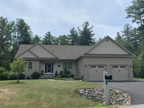21 Woodrow Drive Standish ME 04084