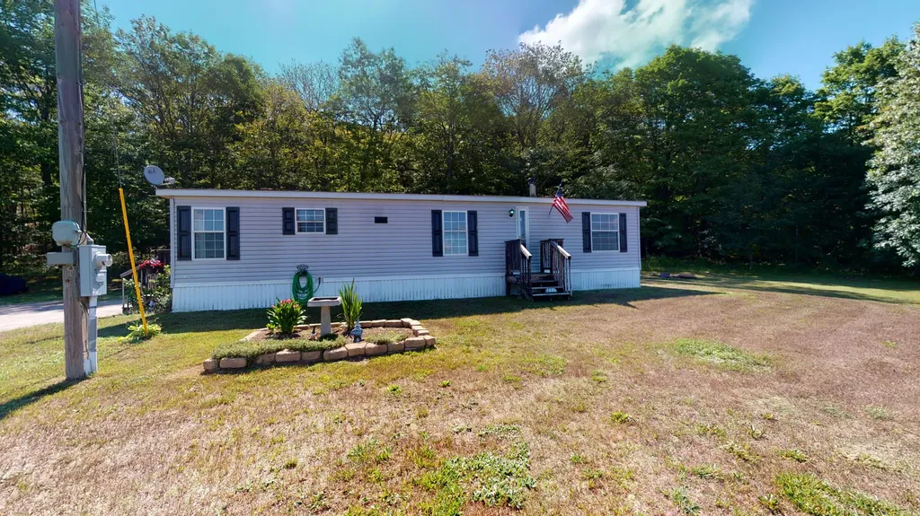 161 Pond Road Wales ME 04280