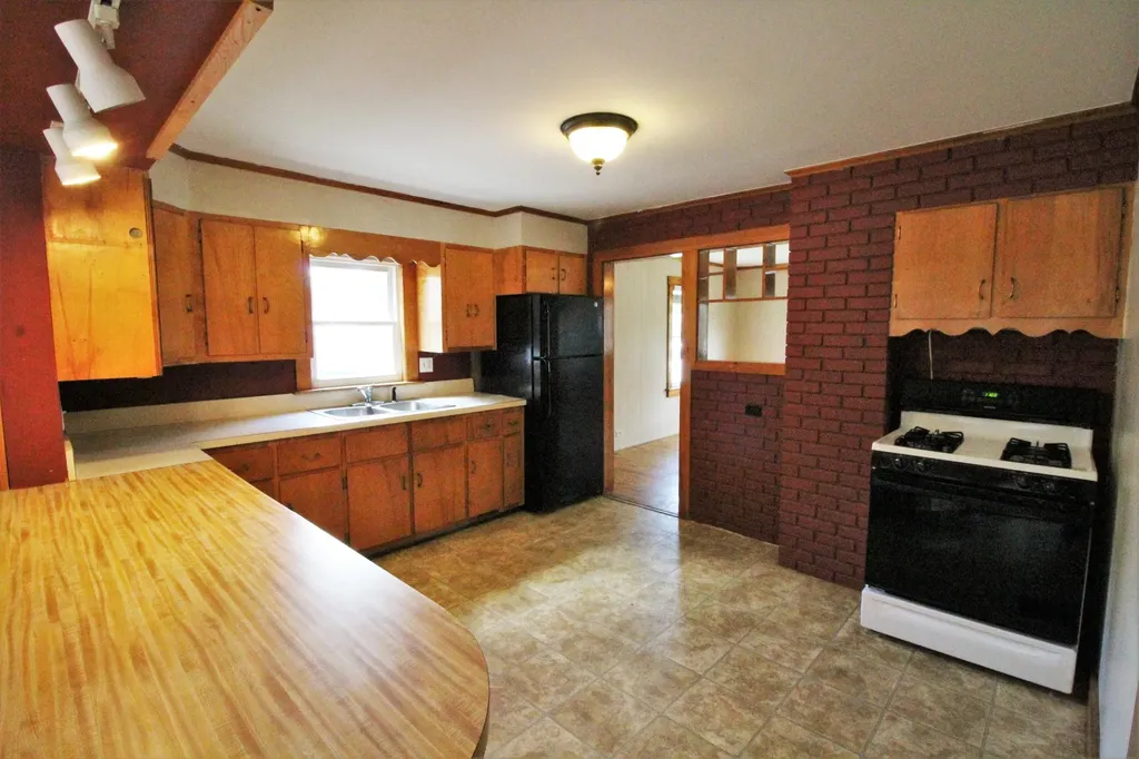 251 Main Road Milford ME 04461