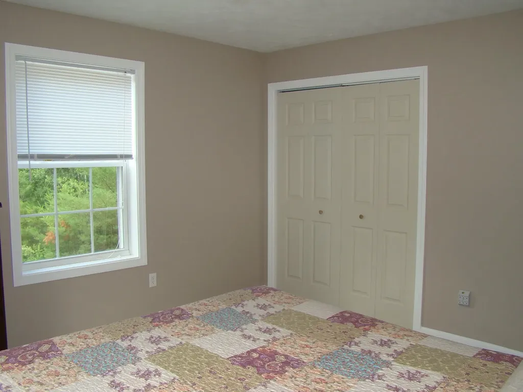 5 Strawberry Lane Poland ME 04274