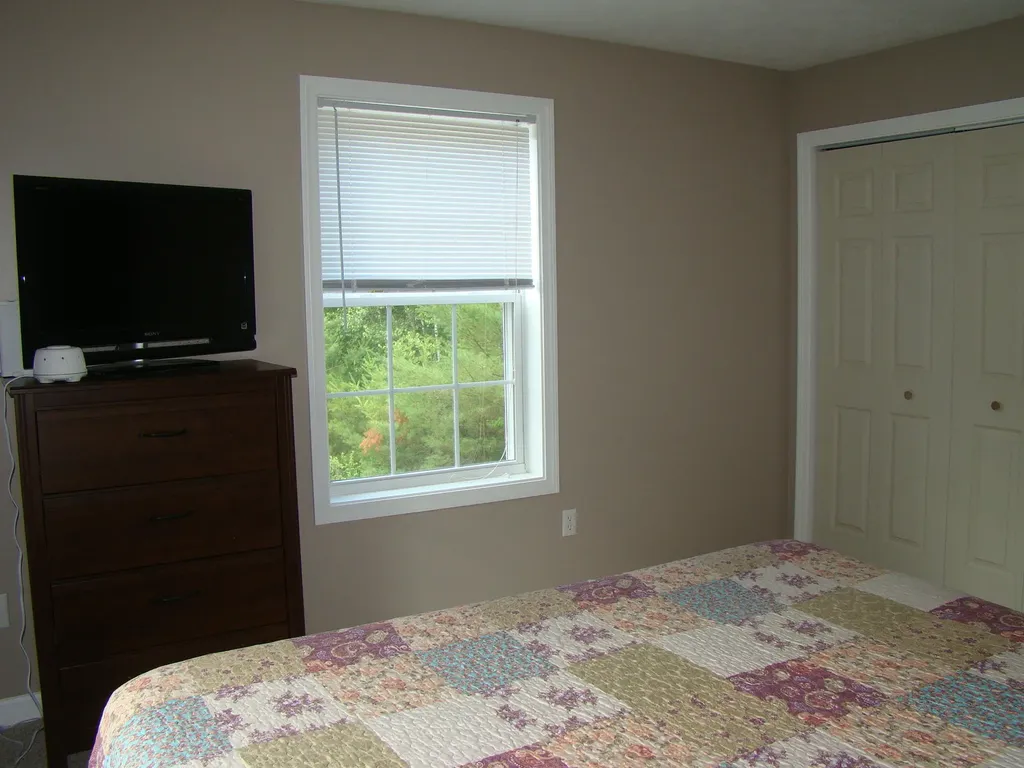 5 Strawberry Lane Poland ME 04274