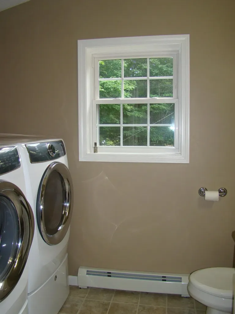 5 Strawberry Lane Poland ME 04274