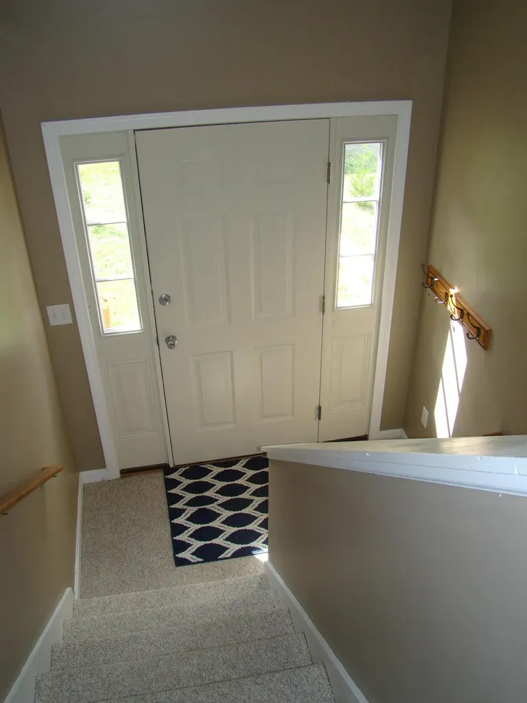5 Strawberry Lane Poland ME 04274