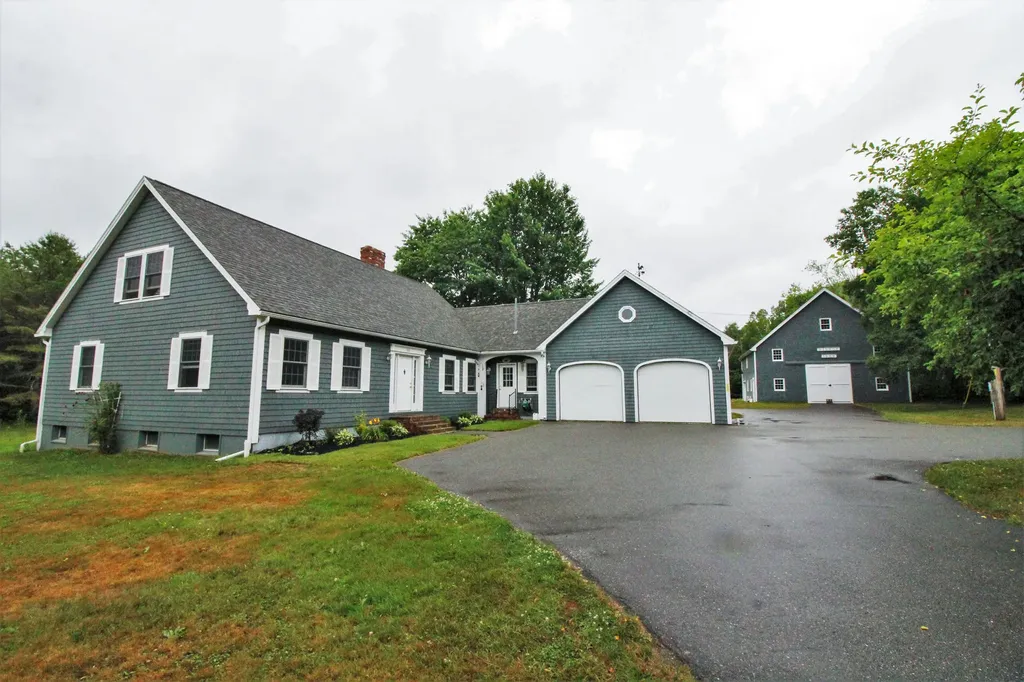 501 Western Avenue Hampden ME 04444