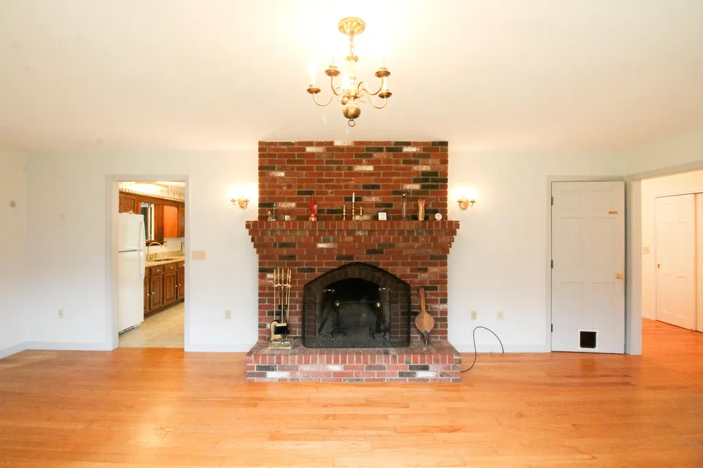 501 Western Avenue Hampden ME 04444