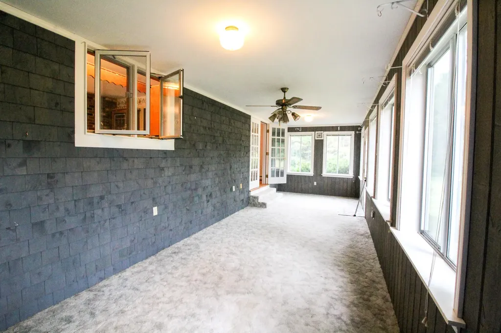 501 Western Avenue Hampden ME 04444