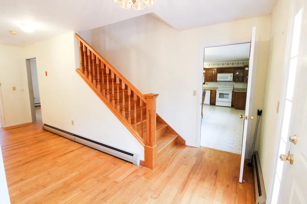 501 Western Avenue Hampden ME 04444