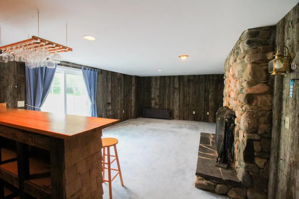 501 Western Avenue Hampden ME 04444
