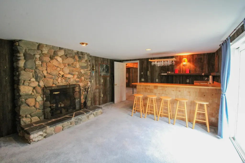 501 Western Avenue Hampden ME 04444