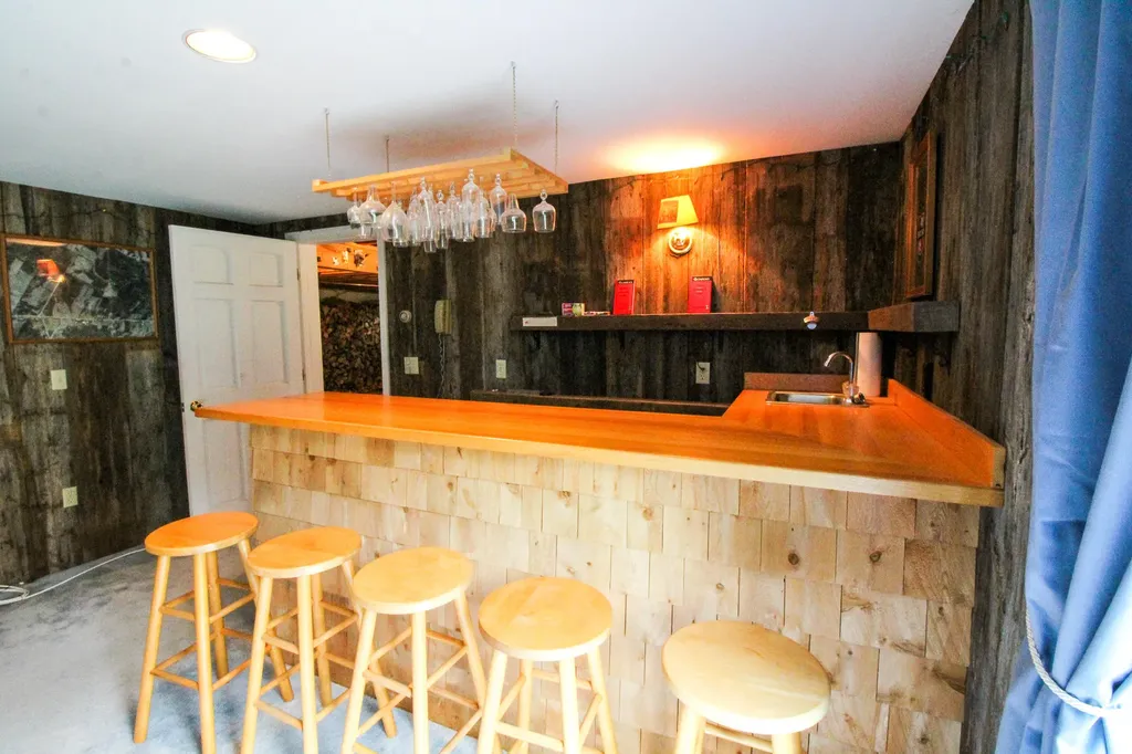501 Western Avenue Hampden ME 04444