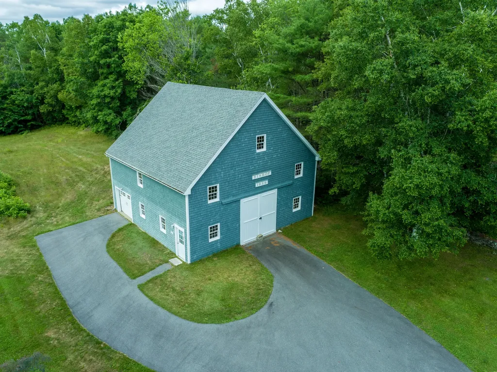 501 Western Avenue Hampden ME 04444