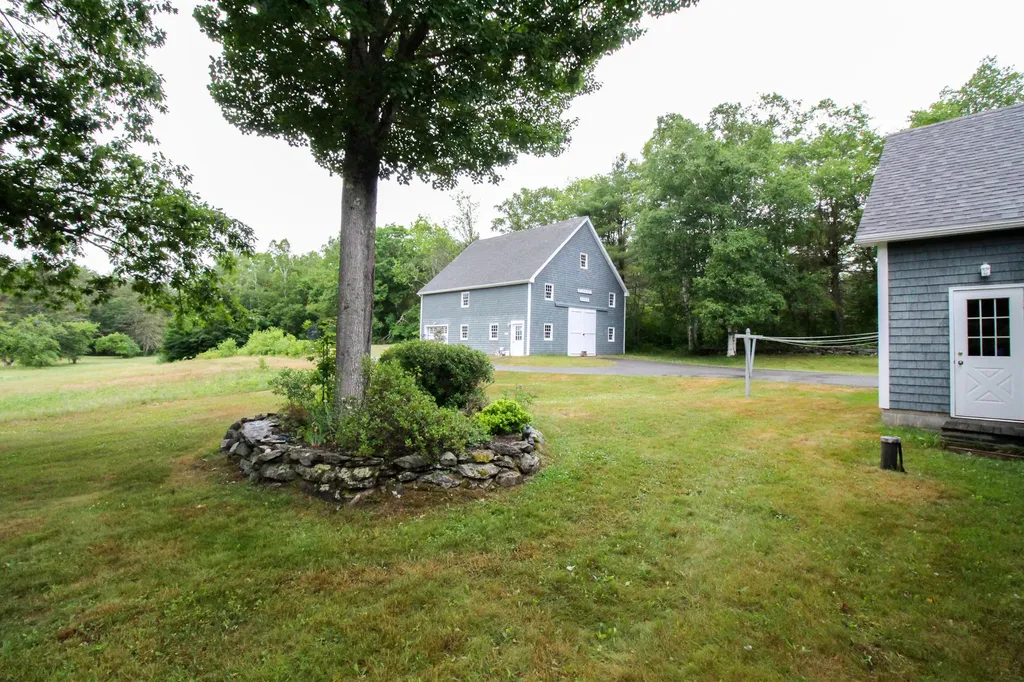 501 Western Avenue Hampden ME 04444
