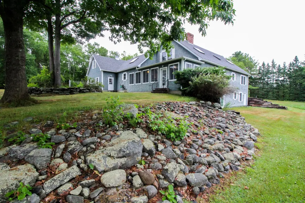 501 Western Avenue Hampden ME 04444