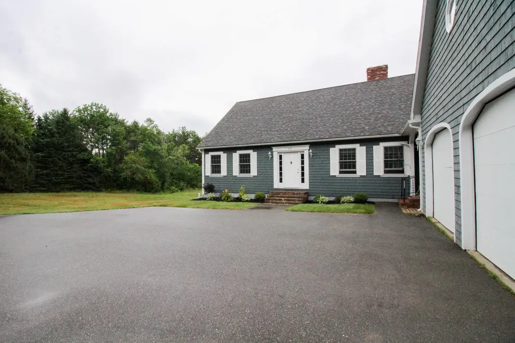 501 Western Avenue Hampden ME 04444