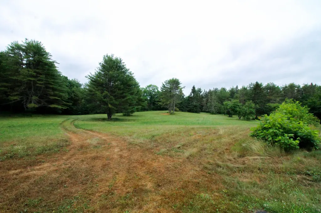 501 Western Avenue Hampden ME 04444