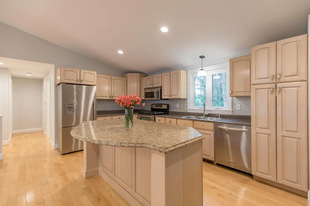 5 Davis Drive Saco ME 04072