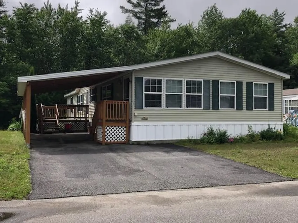 64 Village Drive Lewiston ME 04240