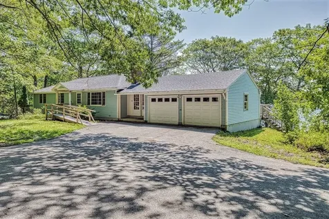 22 Barn Road Boothbay ME 04537