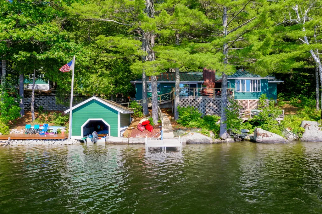 111 Crystal Spring Lane Rome ME 04963