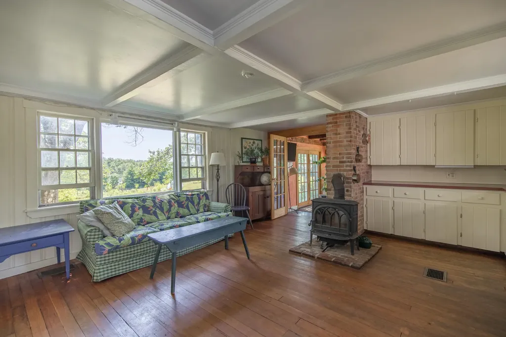 751 Royalsborough Road Durham ME 04222