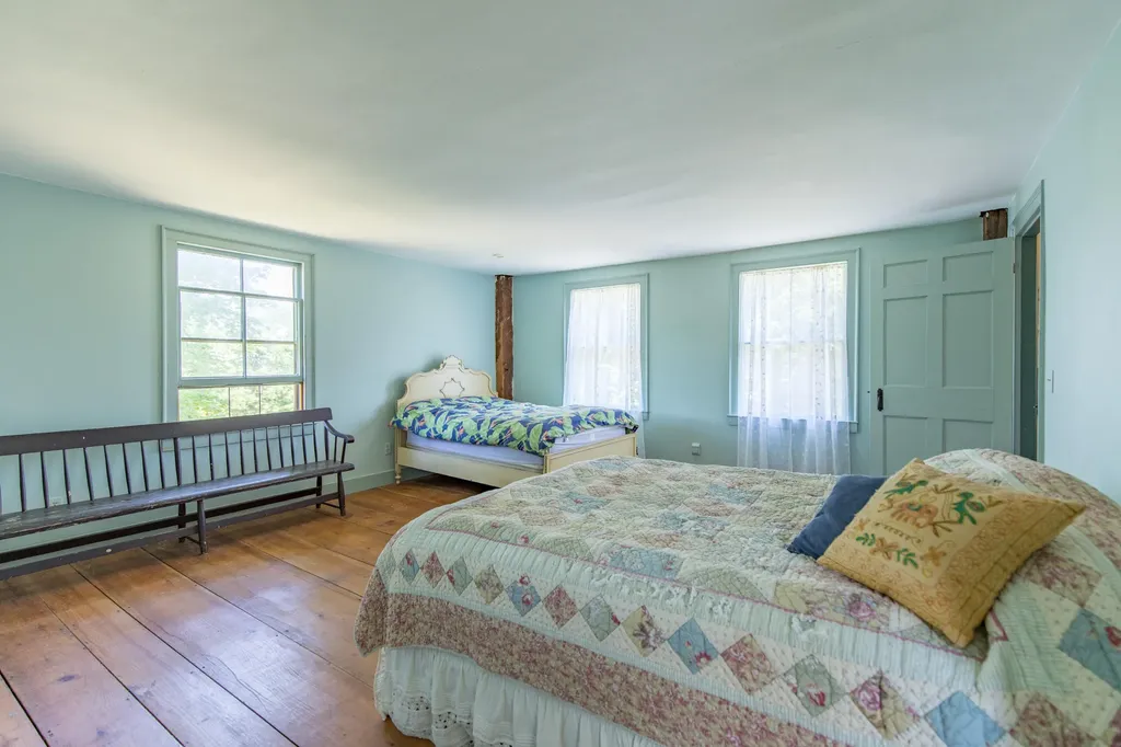 751 Royalsborough Road Durham ME 04222
