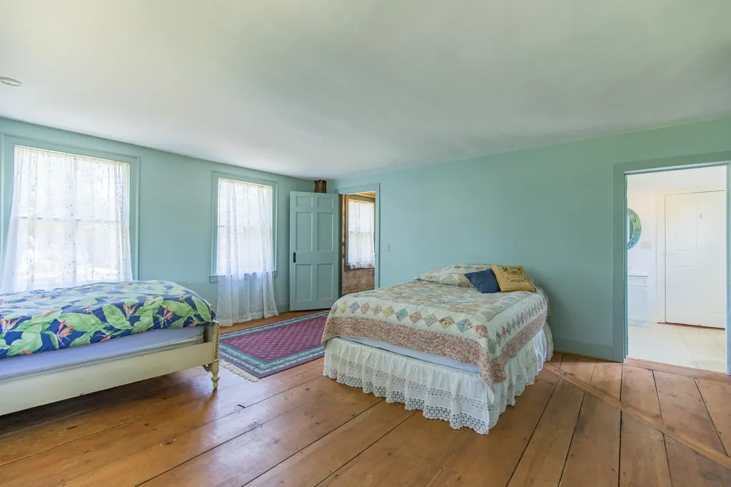 751 Royalsborough Road Durham ME 04222