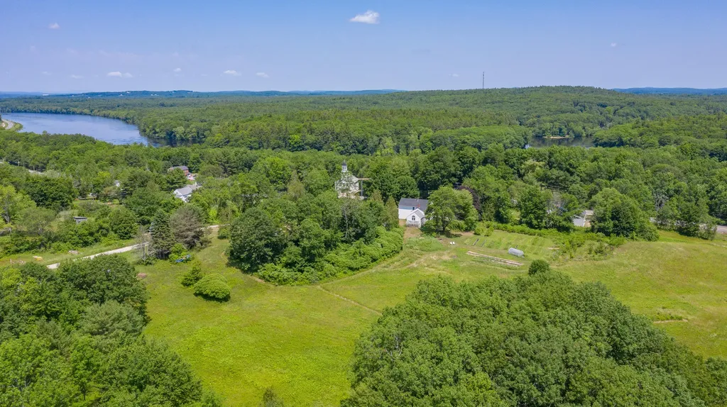 751 Royalsborough Road Durham ME 04222