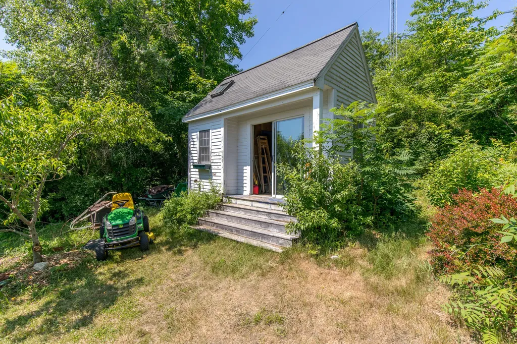 751 Royalsborough Road Durham ME 04222
