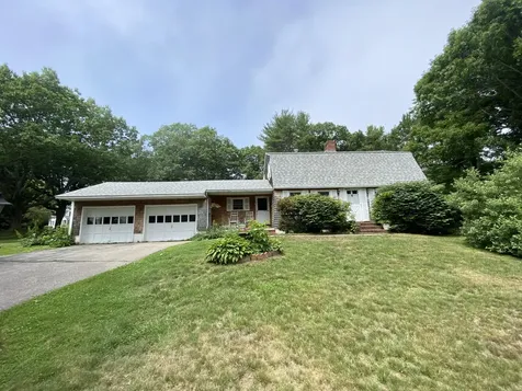 584 York Street York ME 03909