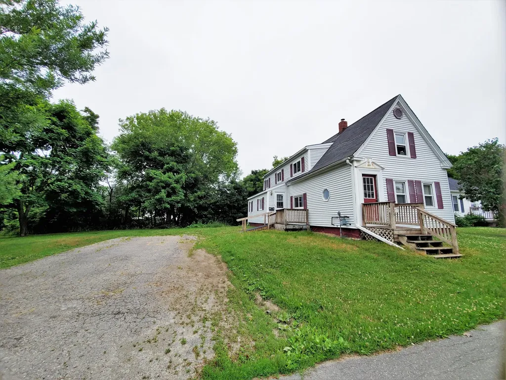 103 Chamberlain Street Brewer ME 04412