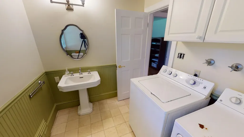 35 Westcustogo Point Yarmouth ME 04096