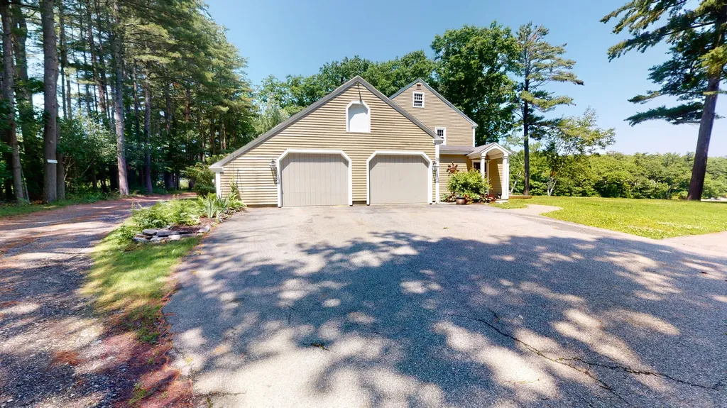 35 Westcustogo Point Yarmouth ME 04096