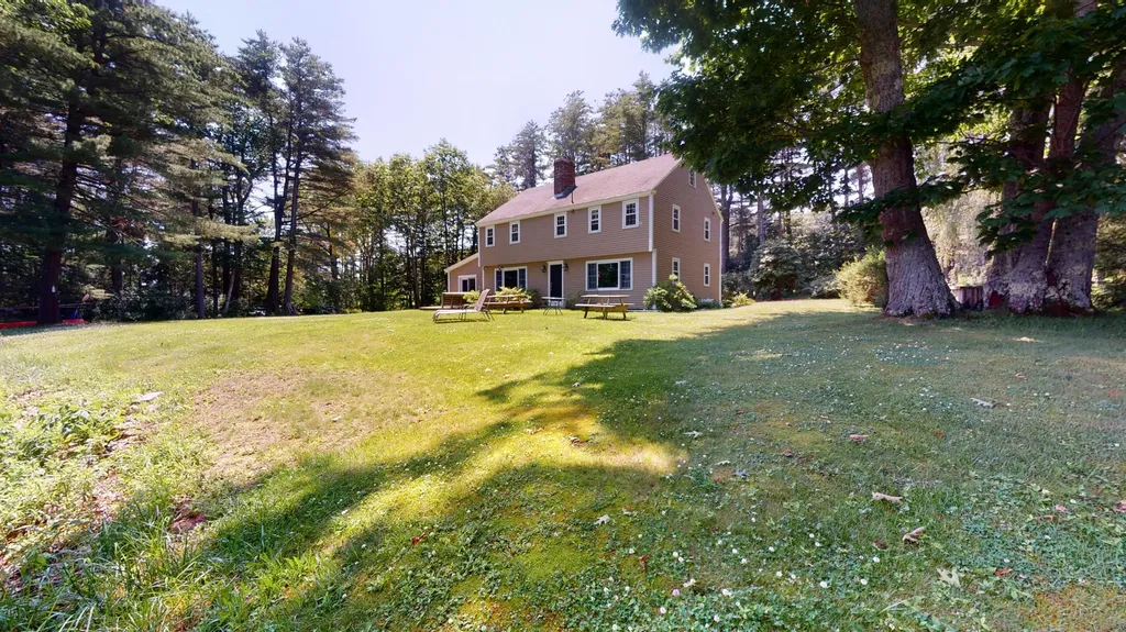 35 Westcustogo Point Yarmouth ME 04096