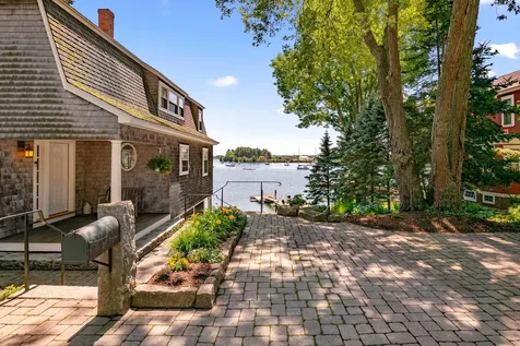 148 Whipple Road Kittery ME 03904